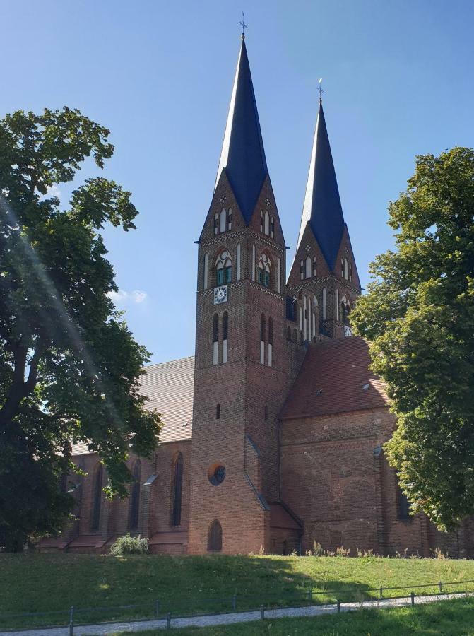 Aparthotel Travel Art Boardinghouse Neuruppin Exteriér fotografie